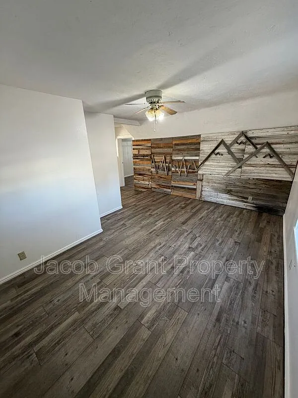 1 bed, 1.0 bath, 750 sqft, $750 — Photo 2