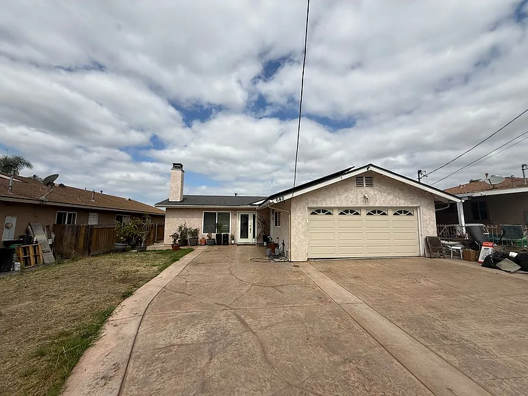 640 Felicita Ave — Photo 1