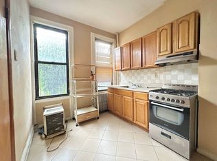 311 Onderdonk Ave #1F, Ridgewood, NY 11385