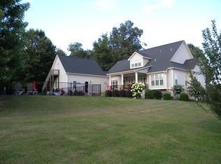 331 Kaumana Dr, Hilo, HI 96720