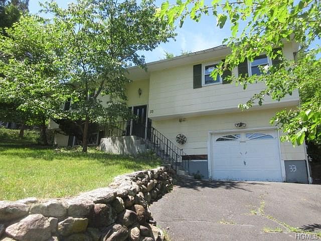 1st image of 33 Adams Dr