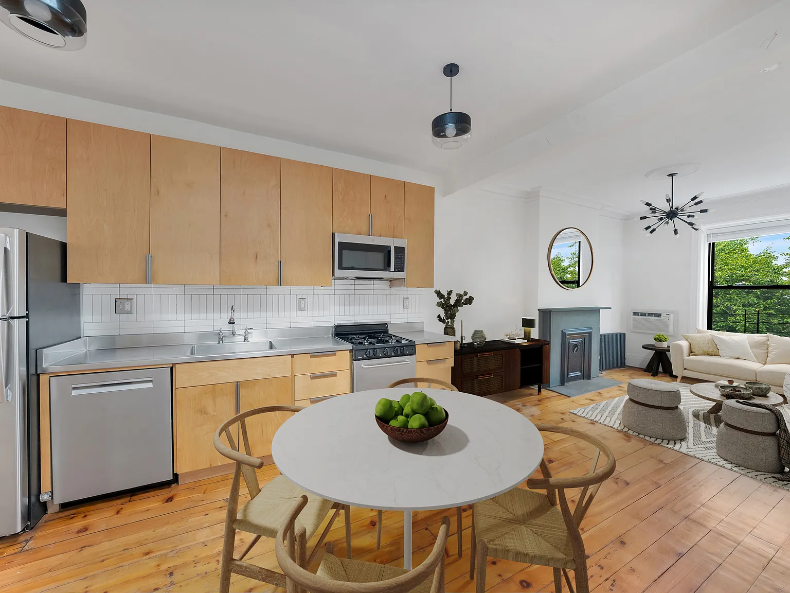 521 11th Street — Photo 3