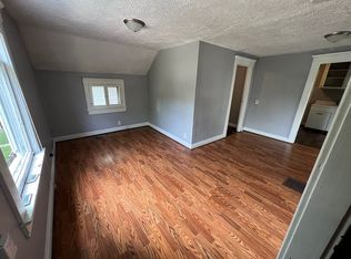 1021 Hickory St, Lansing, MI 48912