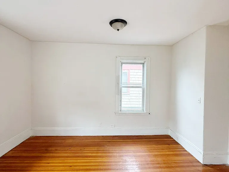 5 Saint William St #3 — Photo 5