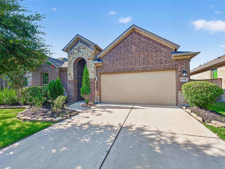 1st image of 9718 Justin Ridge Ln