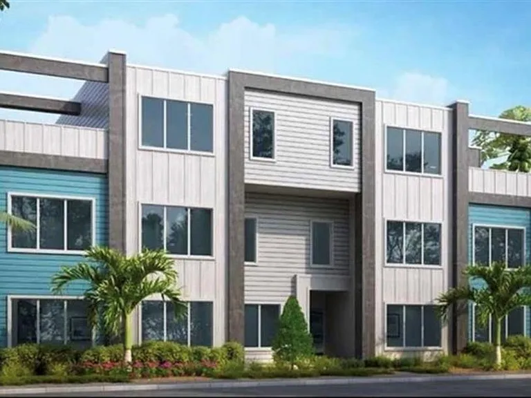 7773 Spectrum Dr — Photo 6