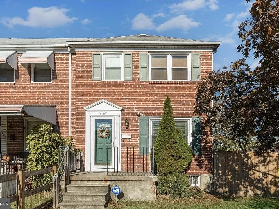 2147 Firethorn Rd