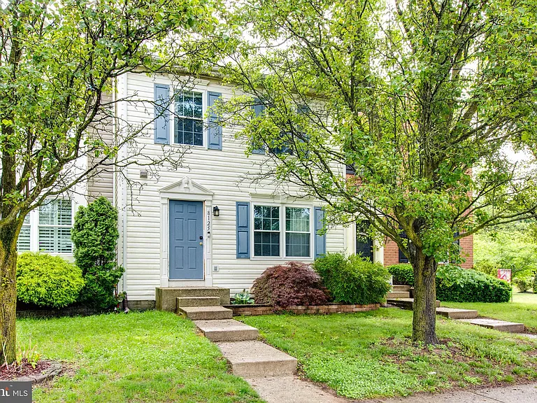 8125 Gray Stone Ln — Photo 1