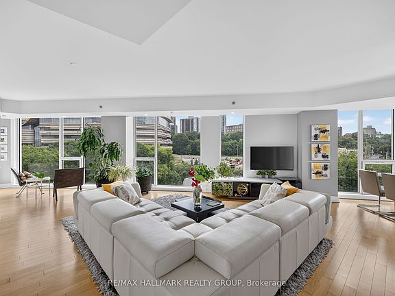 4th image of 300 Lett St #617