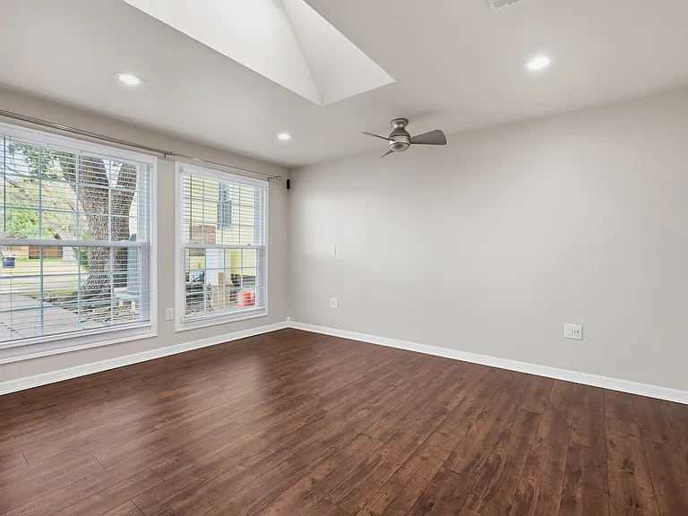 200 Highlands St — Photo 35