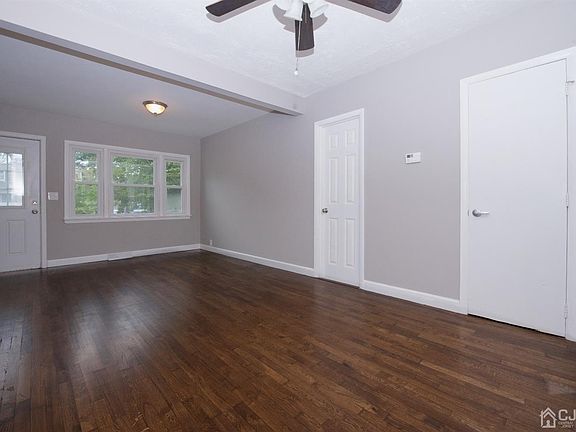 5th image of 1523 Glenwood Dr