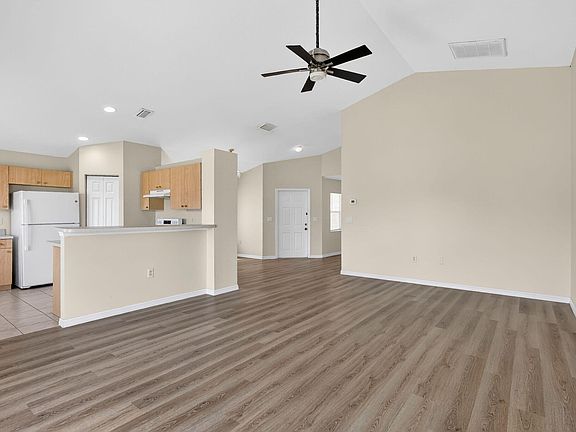 4th image of 521 SW Indian Key Drive