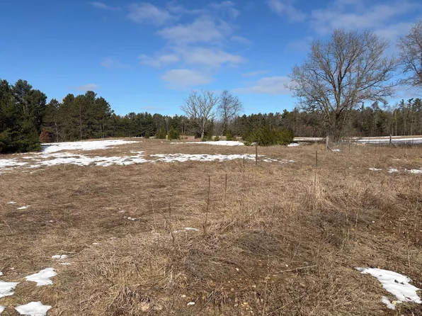 N Greenview Ln #3, Crivitz, WI 54114