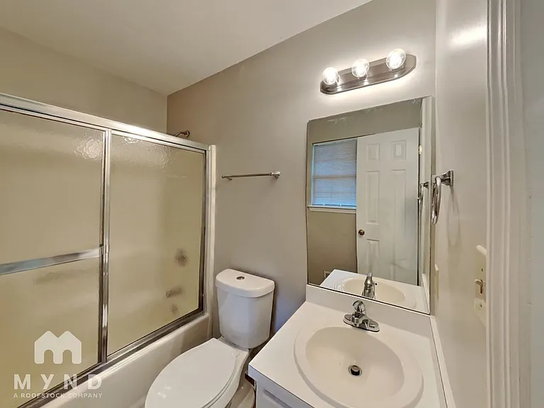 4020 Hudson Dr — Photo 10