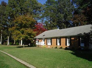 101 Mobjack Loop, Yorktown, VA 23693