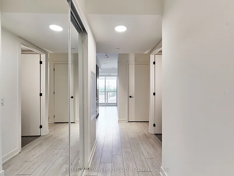 5 Lakeview Ave #520 — Photo 3