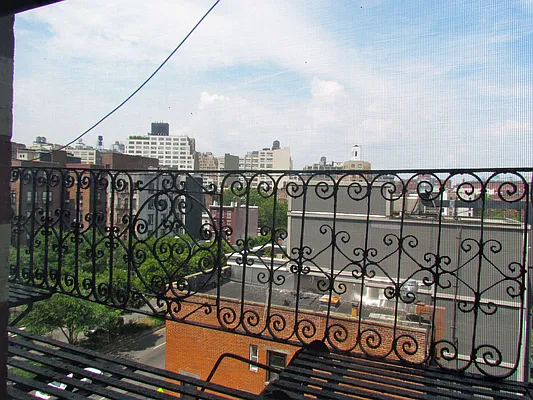 Rented by Landmark Real Estate | media 14