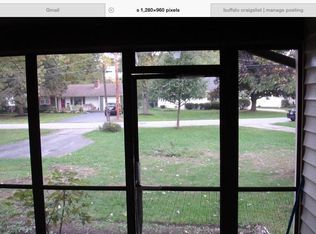 78 Hillside Dr, Williamsville, NY 14221