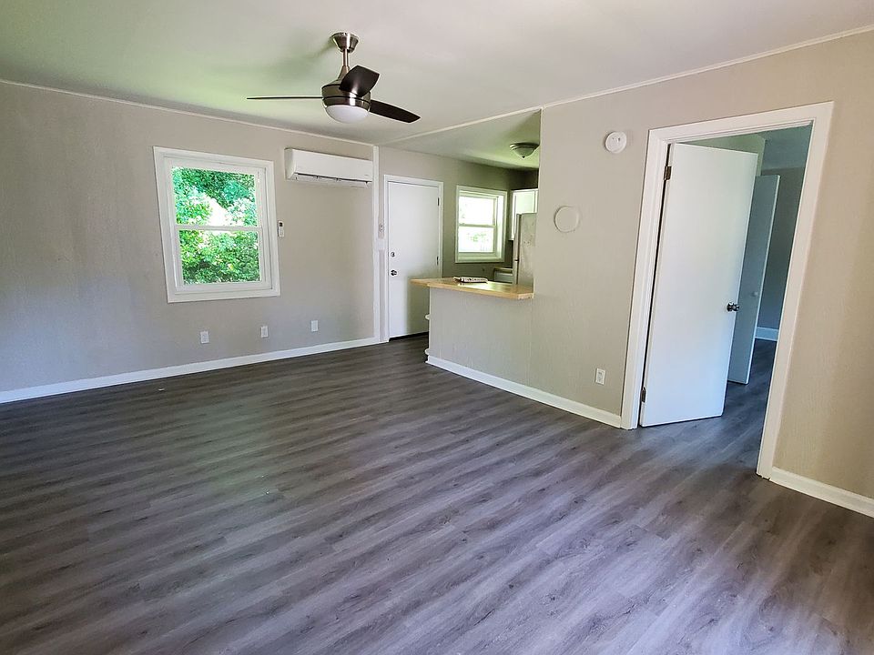 1st image of 210 Lieber St APT 4