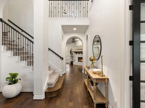 8801 Wild Rice Cv, Austin, TX 78738