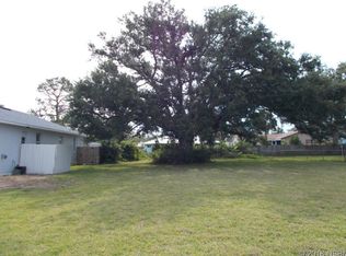 533 S Peninsula Ave, New Smyrna Beach, FL 32169
