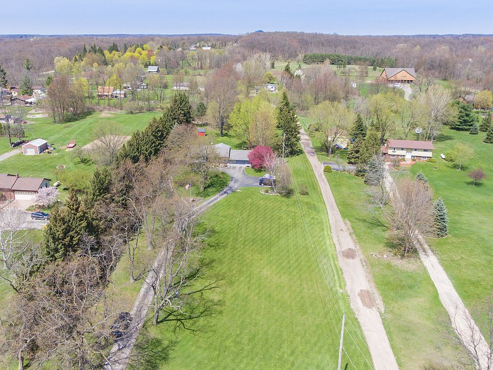 2nd image of 13850 Rattalee Lake Rd