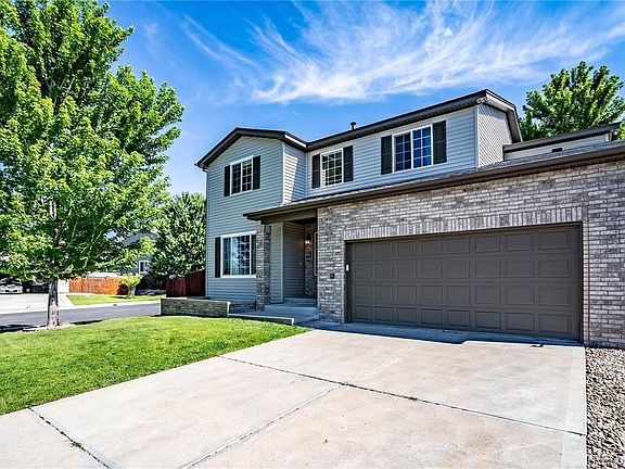 2nd image of 21825 Longs Peak Ln