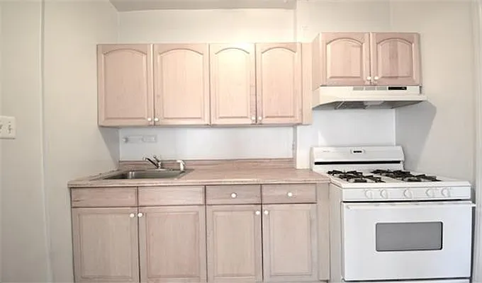 Rented by Maz Group NY | media 20