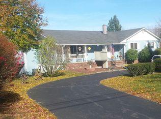 55 Old Beaver Run Rd, Lafayette, NJ 07848