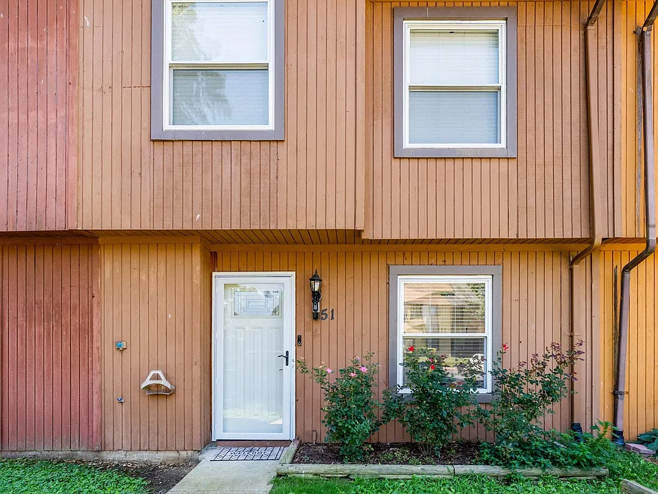 51 Keepsake Pl