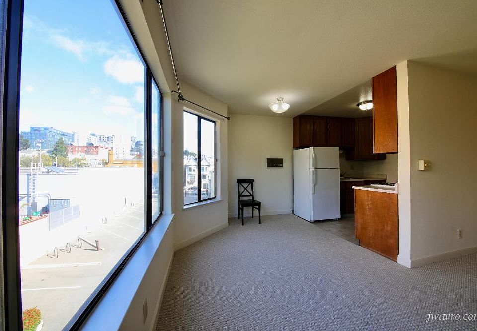 1st image of 2414 Pine St #202