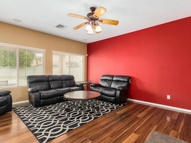 14586 W Mauna Loa Ln — Photo 8