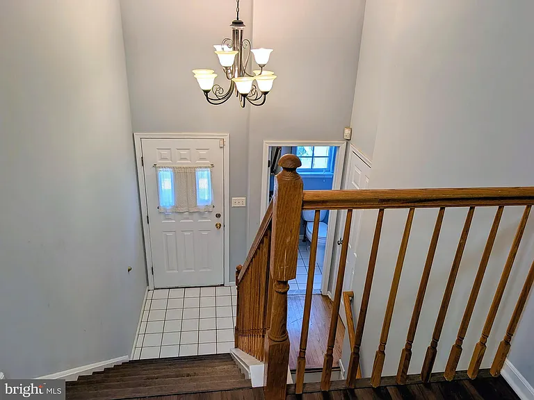 26 Taft Ct — Photo 2