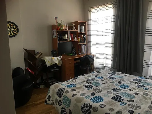 Rented by R New York | media 9