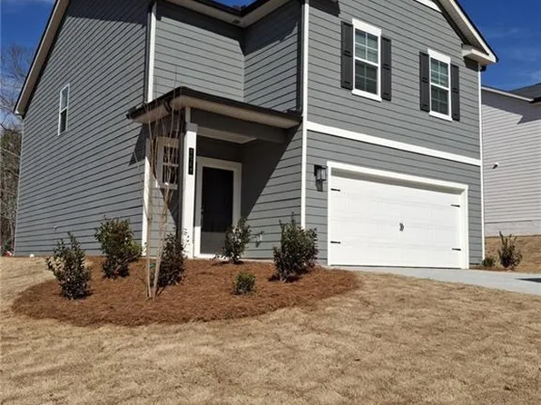 8647 Paradise Dr, Douglasville, GA 30134