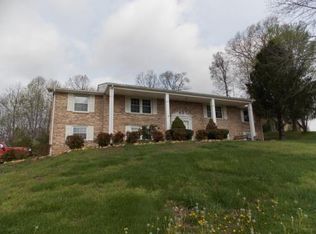 893 Lobelville Hwy, Linden, TN 37096