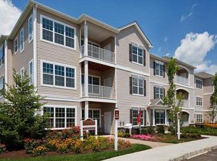 728 Timberlake Dr, Ewing, NJ 08618
