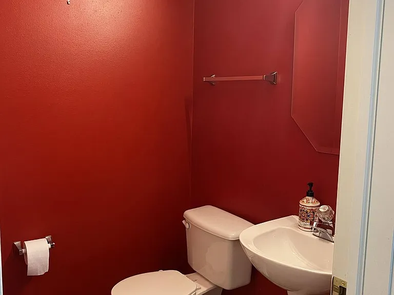 2824 White Thorn Cir — Photo 14