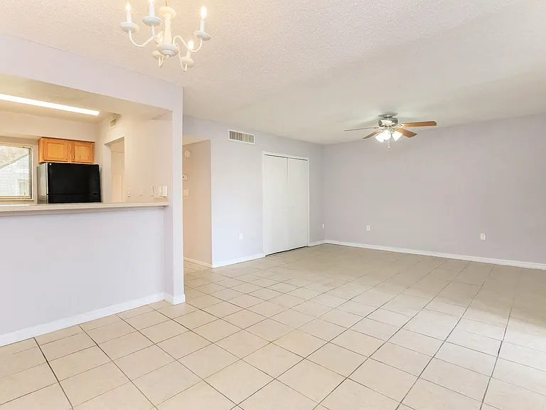 Winter Park Woods Apartments — Photo 20