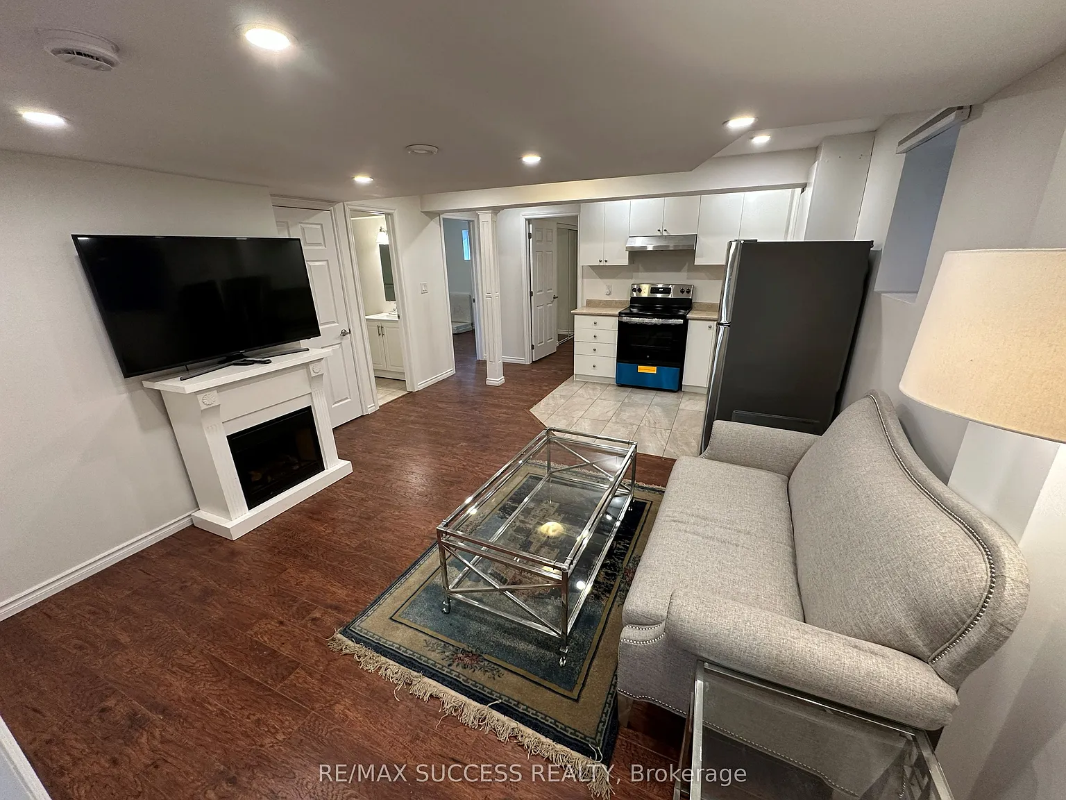 2 bed, $1,700 — Photo 4