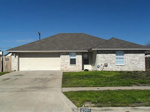 21355 Park Tree Ln Photo 1