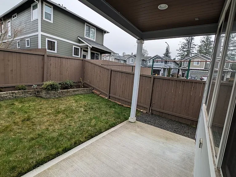 3887 Portside Dr — Photo 43
