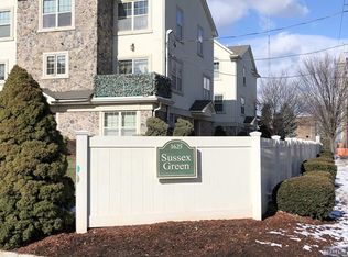 1625 Paterson Plank Rd APT 5, Secaucus, NJ 07094