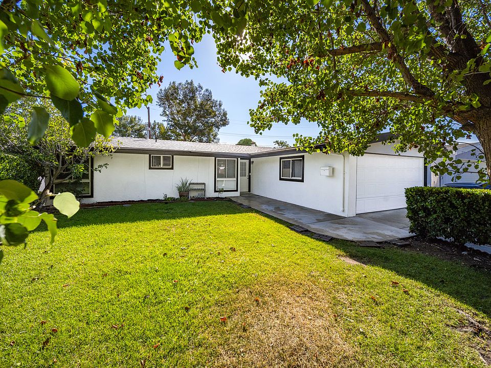 1st image of 27416 Dewdrop Ave