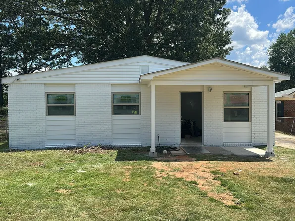 209 Vero Ct, Opelika, AL 36801