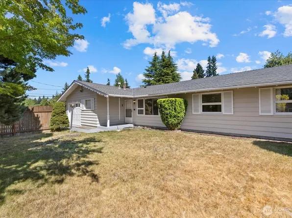 9125 Meadow Way, Everett, WA 98208