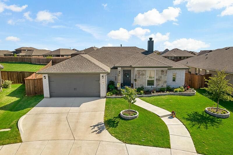 1st image of 4105 Cerulean Cir
