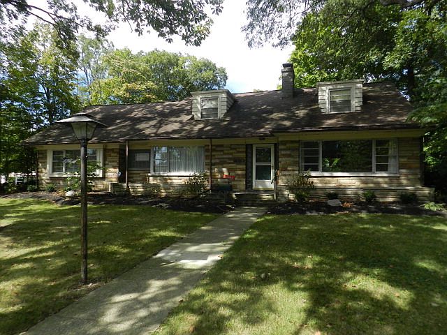 1st image of 426 Mount Vernon Ave