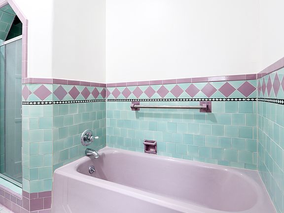 5th image of 335 S Cloverdale Ave APT 104