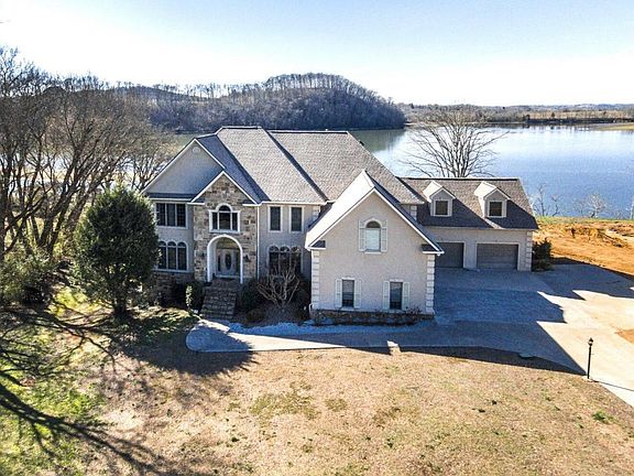 2nd image of 154 Marble Bluff Dr